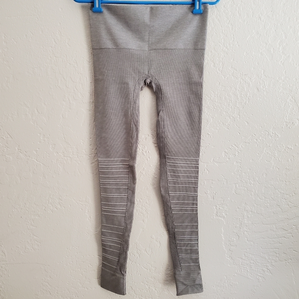 BLANQI Sport Support Leggings/Tights Size Small